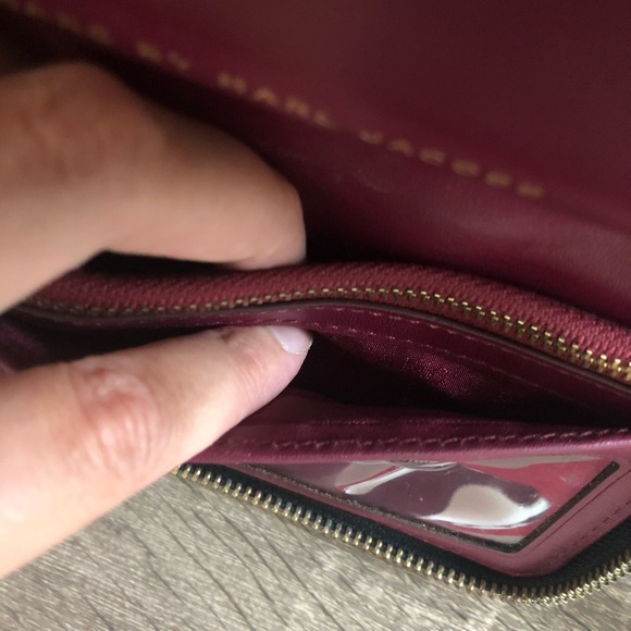 Marc by Marc Jacobs Black Leather Wallet - Picture 10 of 13